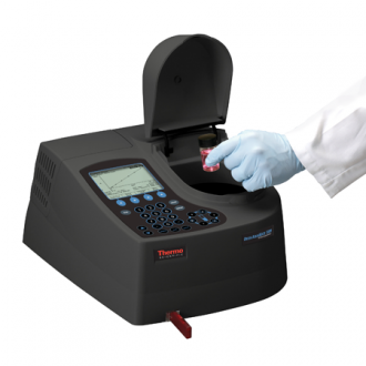 AquaMate 8000 UV-Vis Spectrophotometer